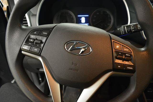 Used 2019 Hyundai Tucson Value AWD/4WD image 16