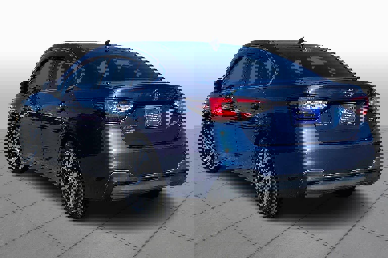 Used 2021 Subaru Legacy Premium image 11