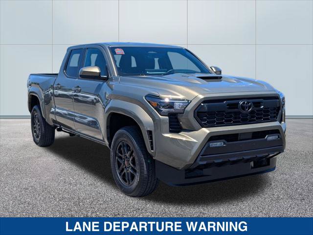 Used 2025 Toyota Tacoma TRD Sport AWD/4WD image 7