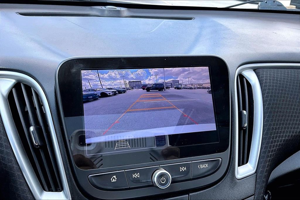 Used 2023 Chevrolet Malibu LT image 20