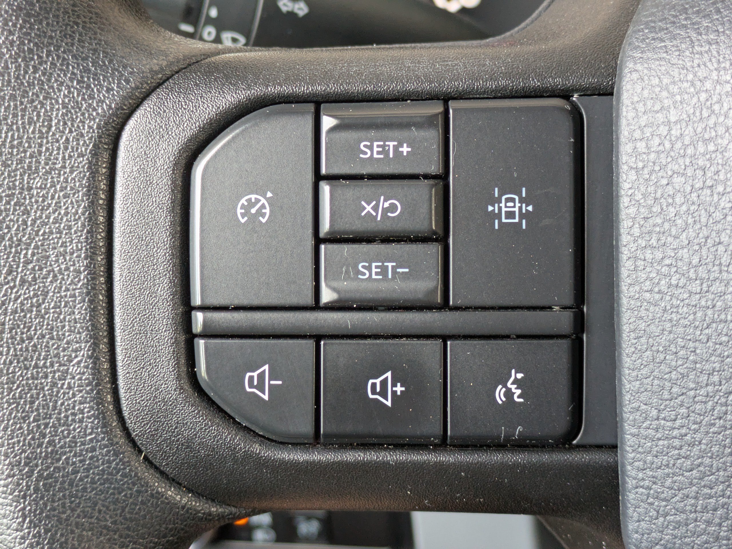 Certified 2023 Ford F550 4x4 Crew Cab Super Duty image 26