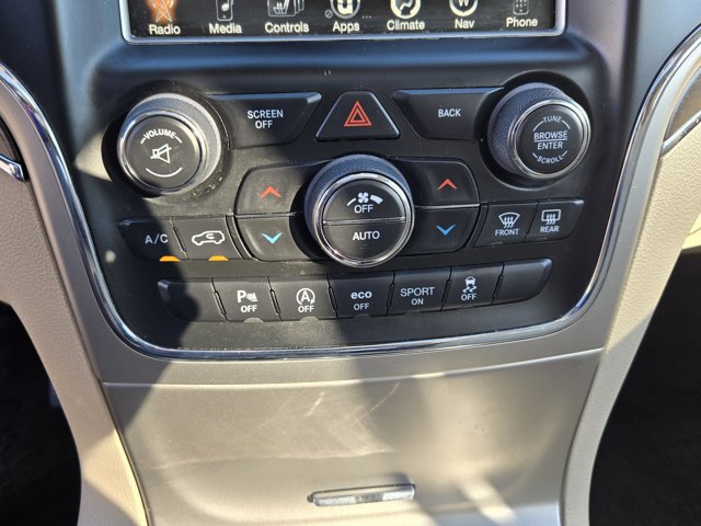 Used 2017 Jeep Grand Cherokee Limited image 17