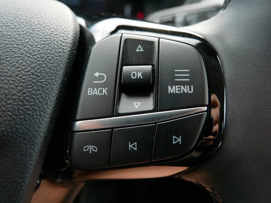 Certified 2024 Ford Escape Active AWD/4WD image 48
