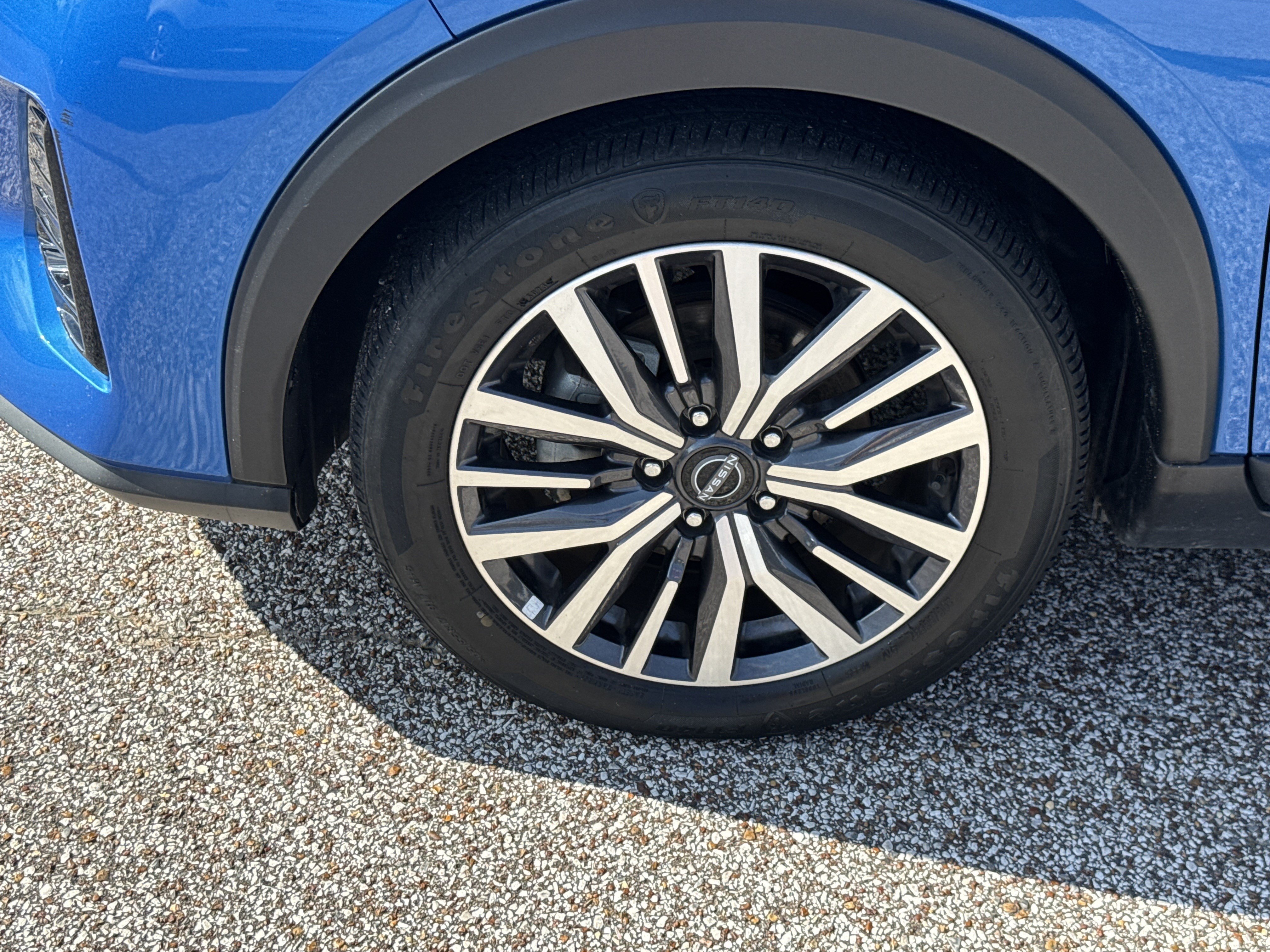Used 2024 Nissan Kicks SR FWD image 9