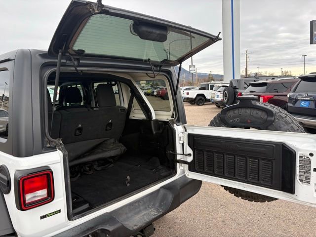 Used 2020 Jeep Wrangler Unlimited Willys image 14