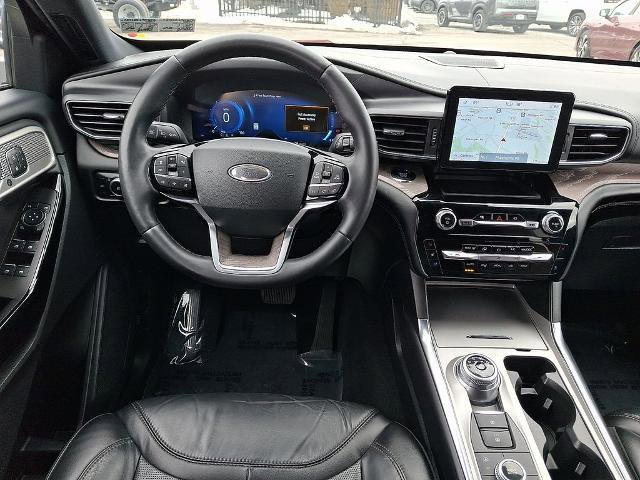Certified 2023 Ford Explorer Platinum w/ Equipment Group 601A AWD/4WD image 13