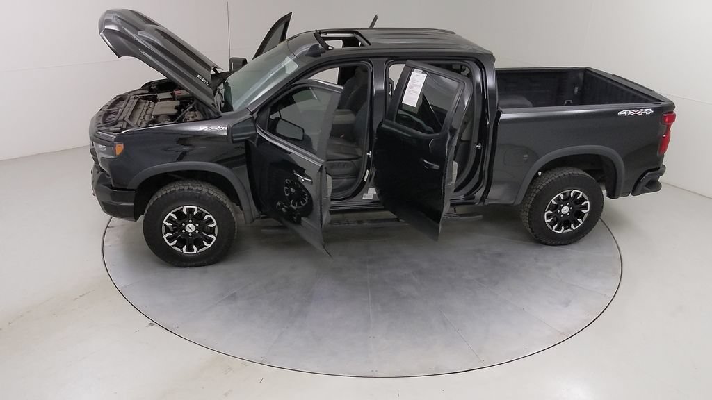 Used 2023 Chevrolet Silverado 1500 ZR2 w/ Technology Package AWD/4WD image 57