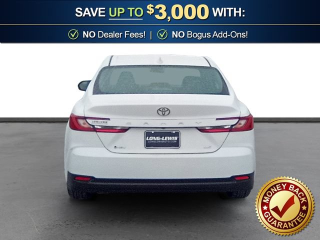 Used 2025 Toyota Camry LE FWD image 5