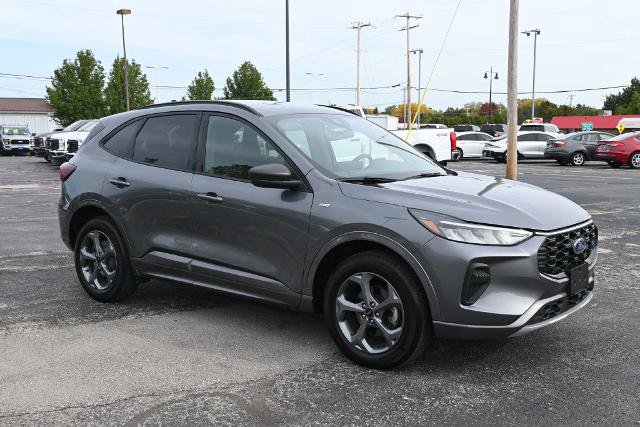 Certified 2024 Ford Escape ST-Line w/ Tech Pack #1 AWD/4WD image 7