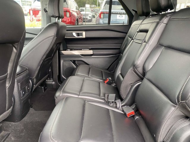 Certified 2023 Ford Explorer XLT w/ Equipment Group 202A AWD/4WD image 11