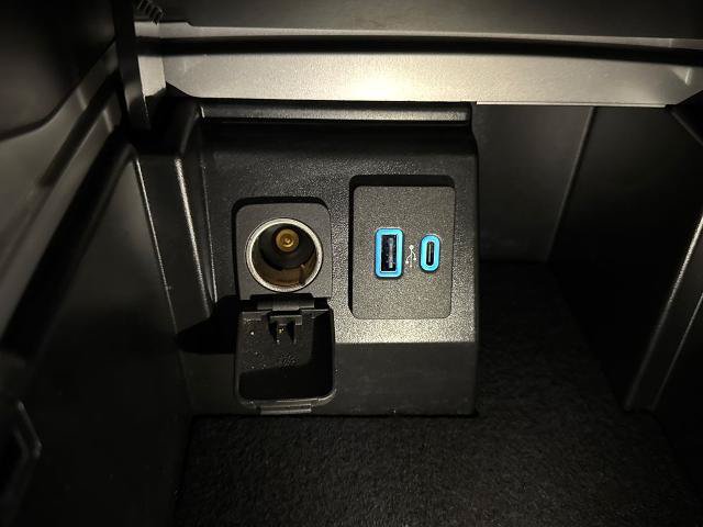 Certified 2022 Ford Explorer XLT RWD image 28