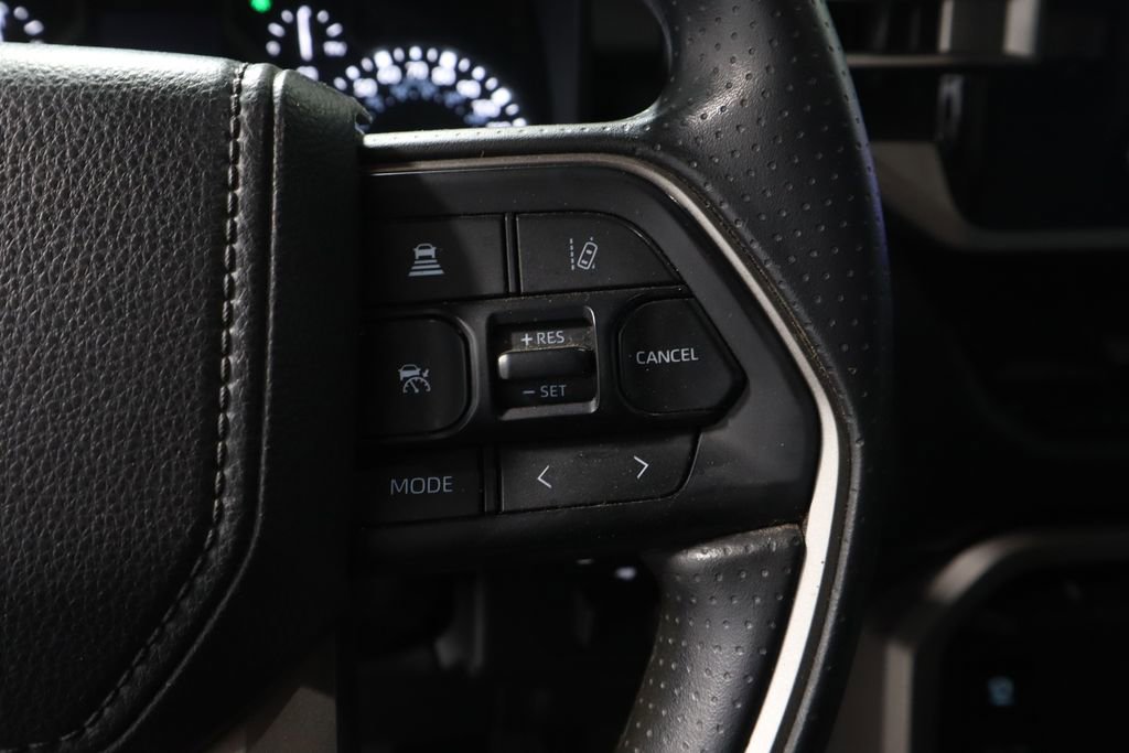 Used 2025 Toyota Tundra SR5 AWD/4WD image 30