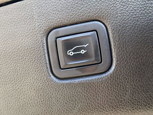 Used 2023 Chevrolet Blazer RS w/ Driver Confidence II Package image 13