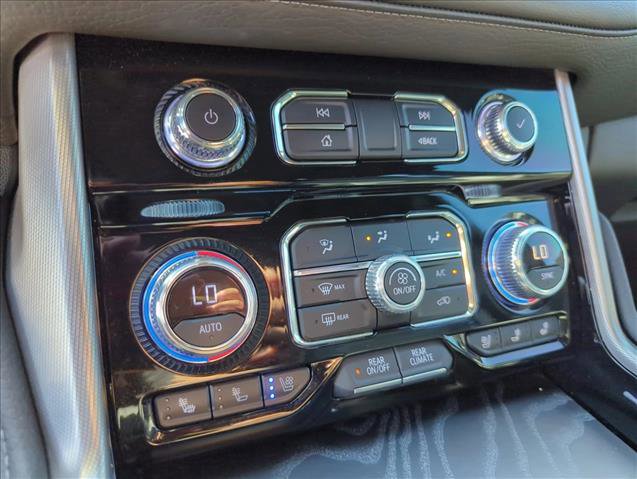 Used 2022 GMC Yukon Denali AWD/4WD image 9