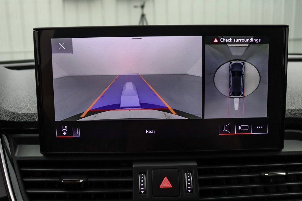 Used 2021 Audi SQ5 Premium Plus w/ Premium Plus Package image 19