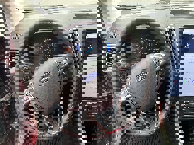 Certified 2024 Ford Edge SEL w/ Convenience Package AWD/4WD image 14