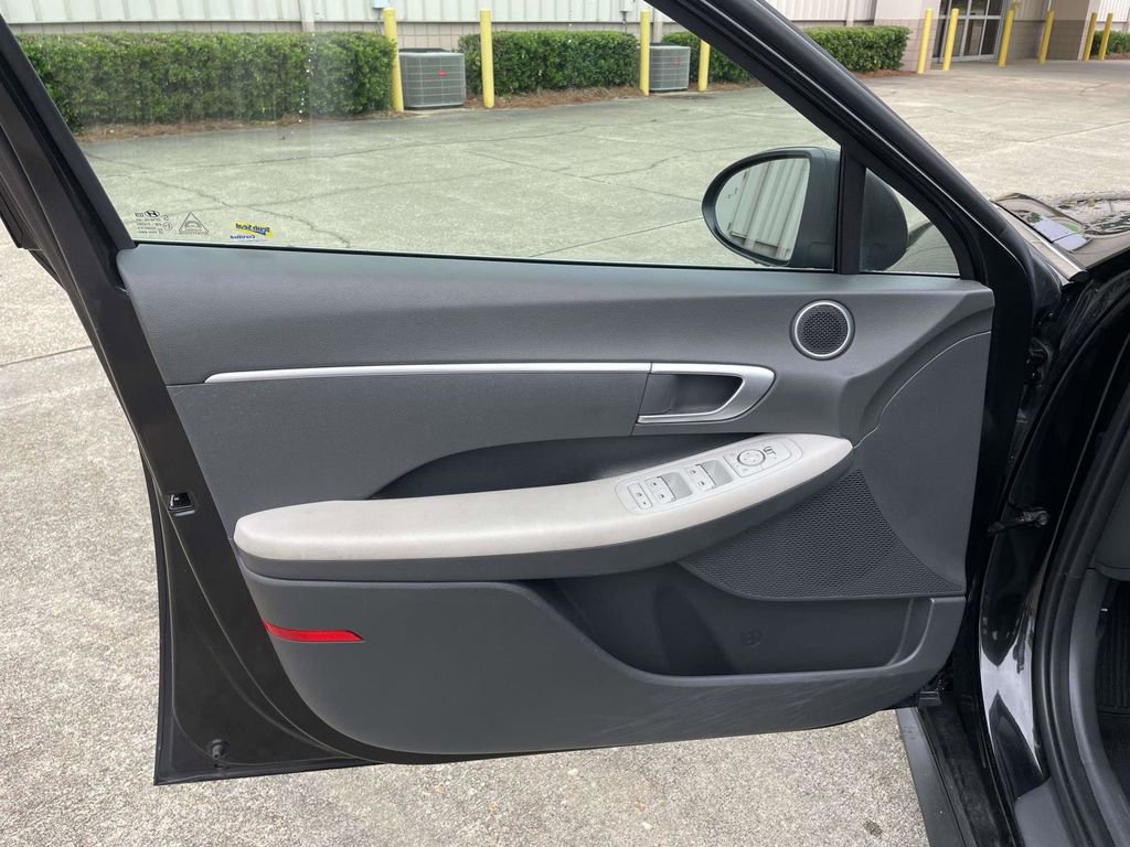 Used 2022 Hyundai Sonata SE FWD image 15