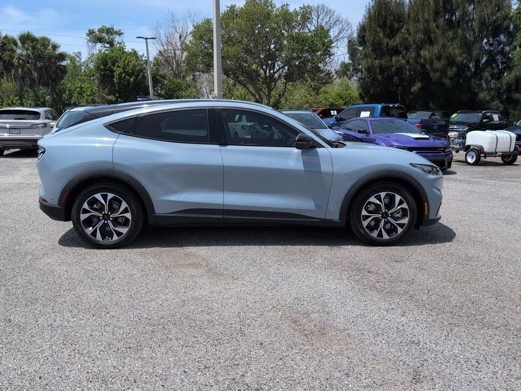 Certified 2024 Ford Mustang Mach-E Select image 2