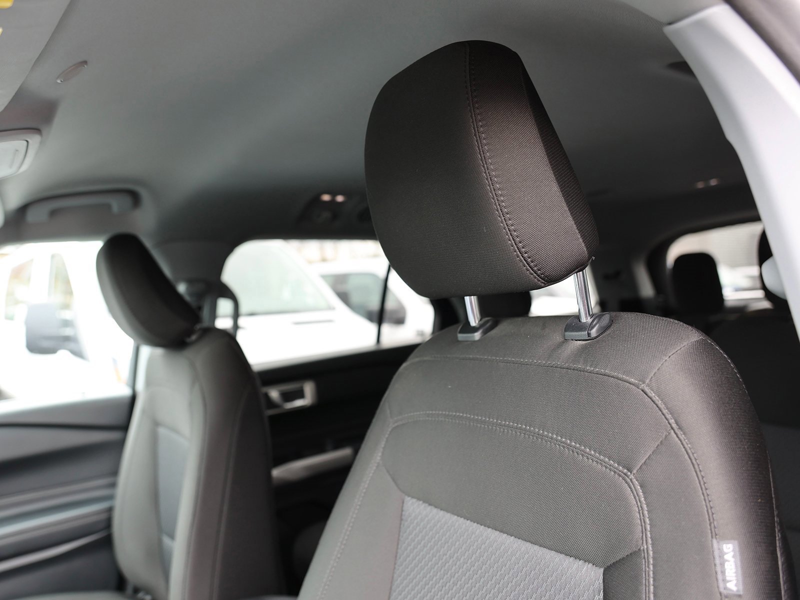 Certified 2022 Ford Explorer XLT w/ Class IV Trailer Tow Package image 22