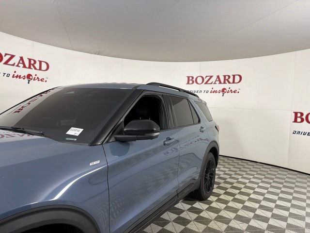 Certified 2025 Ford Explorer ST-Line RWD image 7
