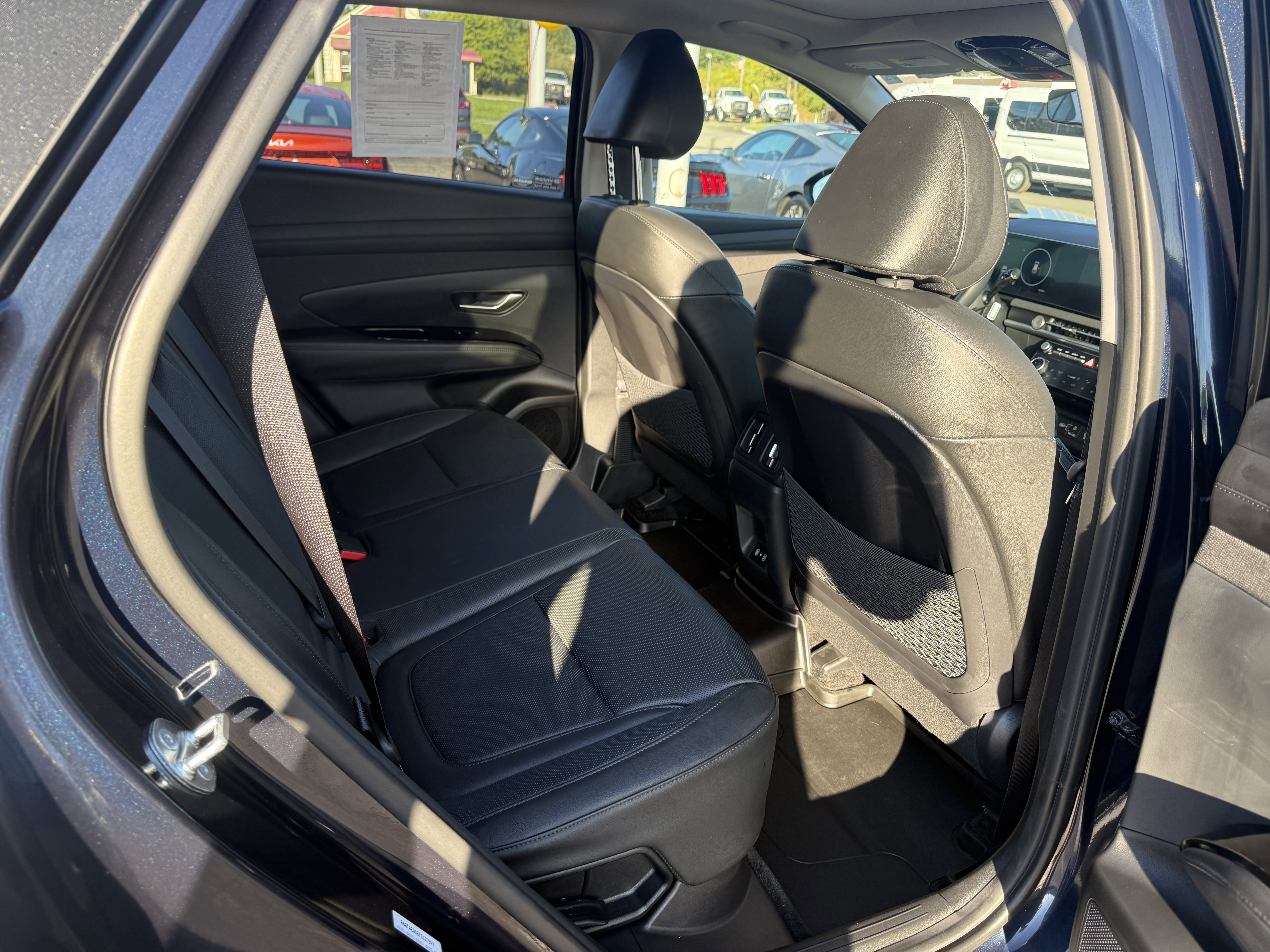 Used 2025 Hyundai Tucson Limited image 10