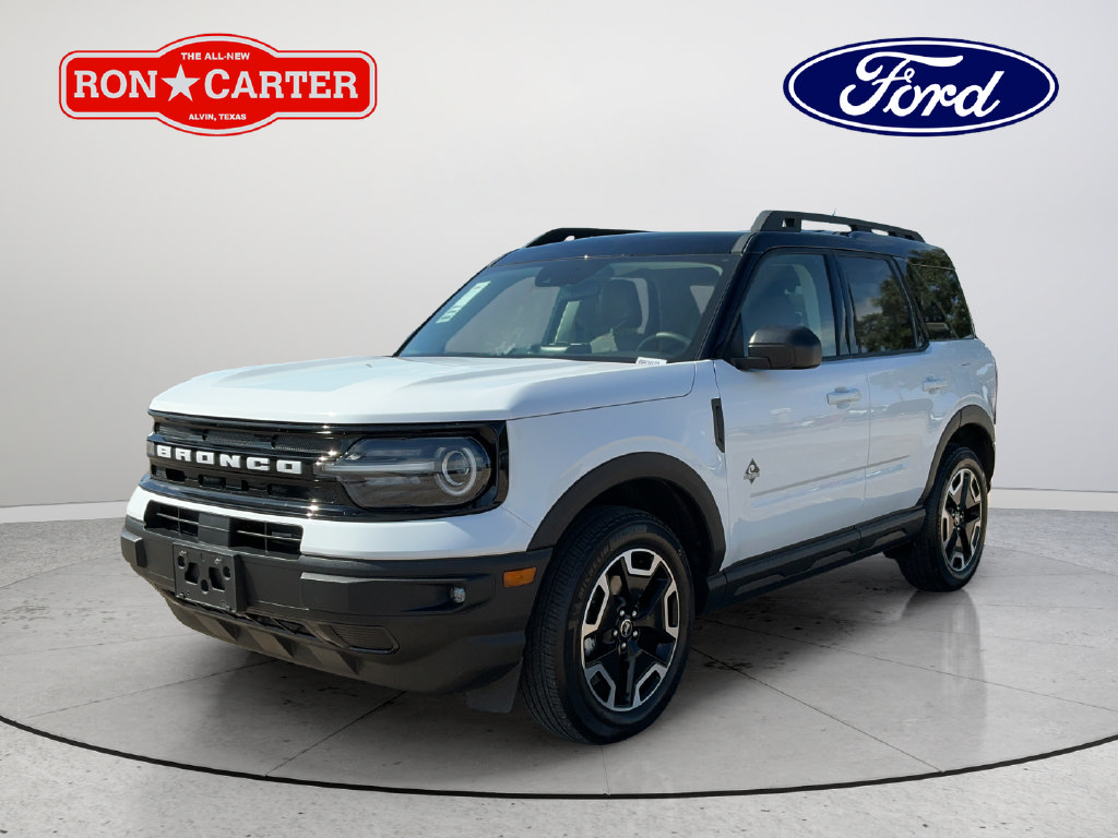 Certified 2024 Ford Bronco Sport Outer Banks w/ Tech Package AWD/4WD image 3