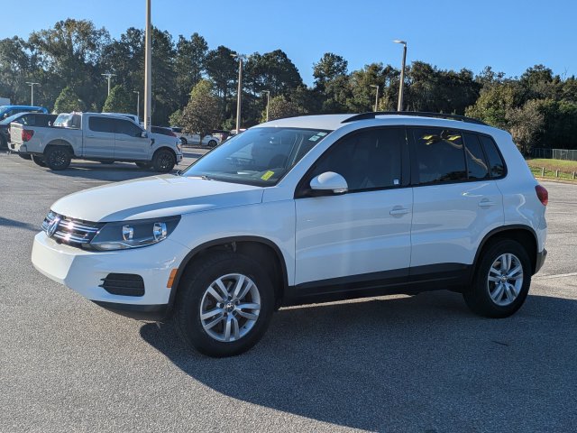 Used 2017 Volkswagen Tiguan S FWD image 8