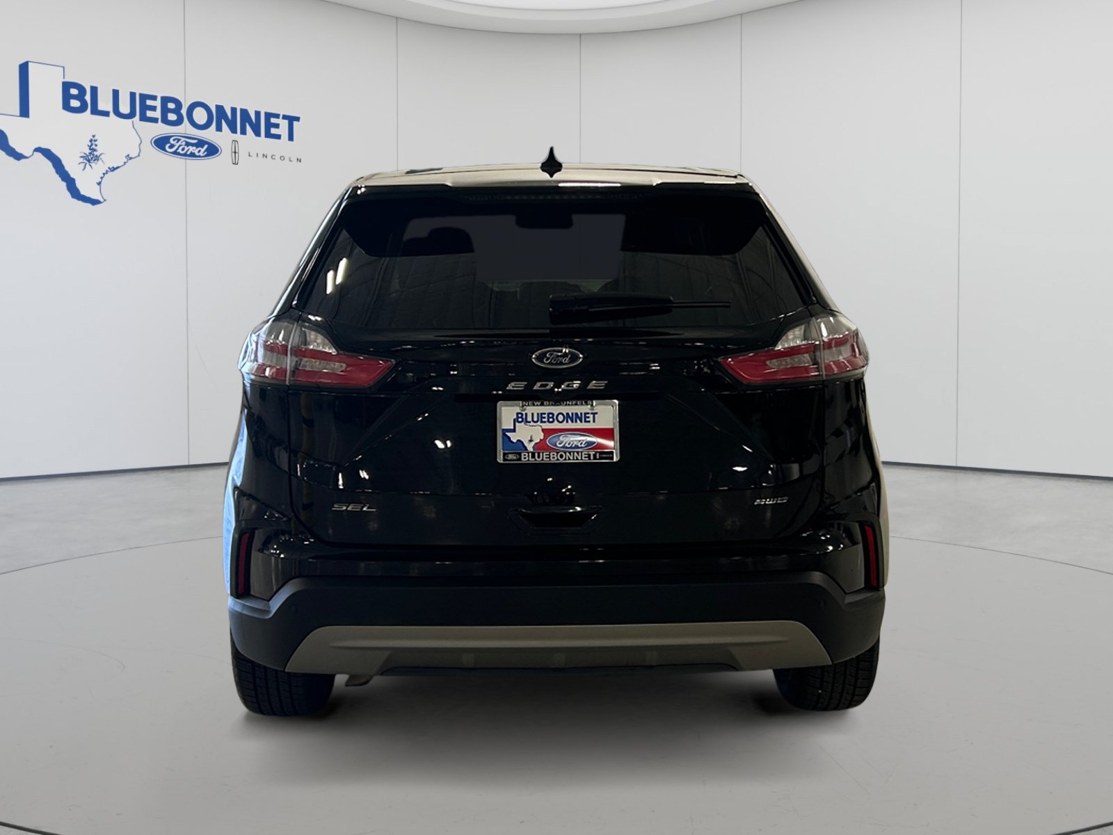 Certified 2024 Ford Edge SEL AWD/4WD image 6