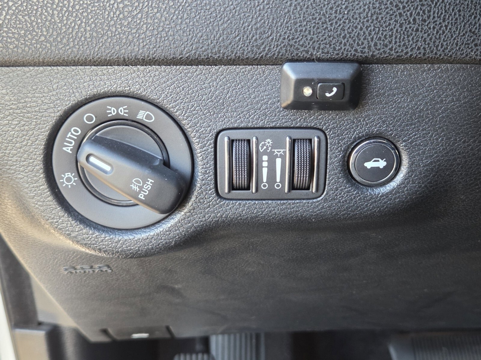 Used 2018 Dodge Charger SXT Plus w/ Blacktop Package image 22