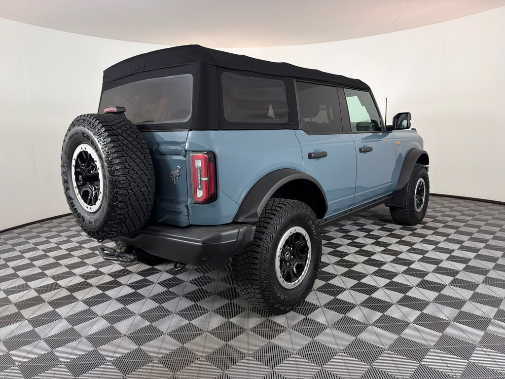 Certified 2021 Ford Bronco Badlands AWD/4WD image 3
