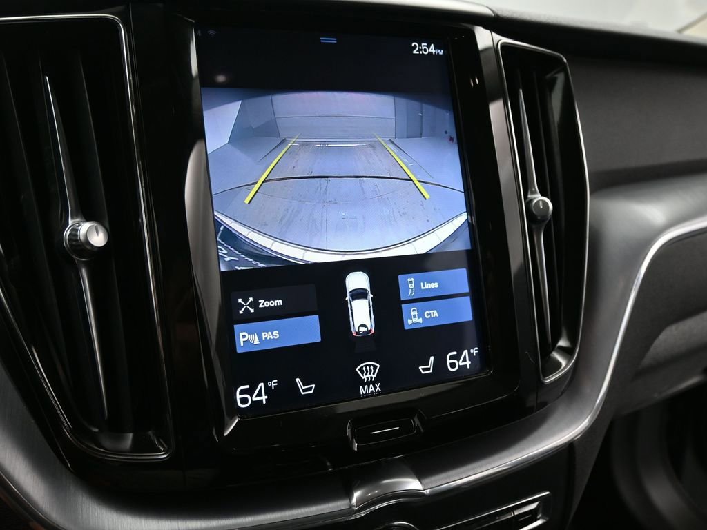 Used 2020 Volvo XC60 T5 Momentum w/ Protection Package Premier image 47
