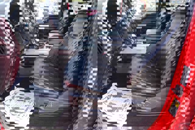 Certified 2018 Ford F150 Lariat w/ Equipment Group 502A Luxury image 9