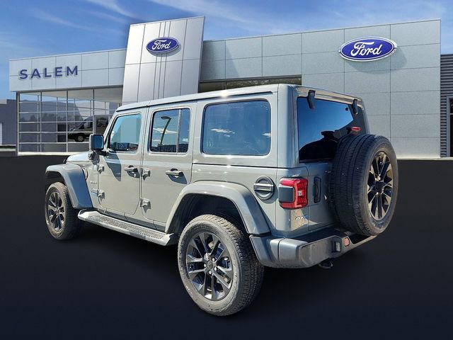 Used 2021 Jeep Wrangler Unlimited Sahara w/ Cold Weather Group AWD/4WD image 4