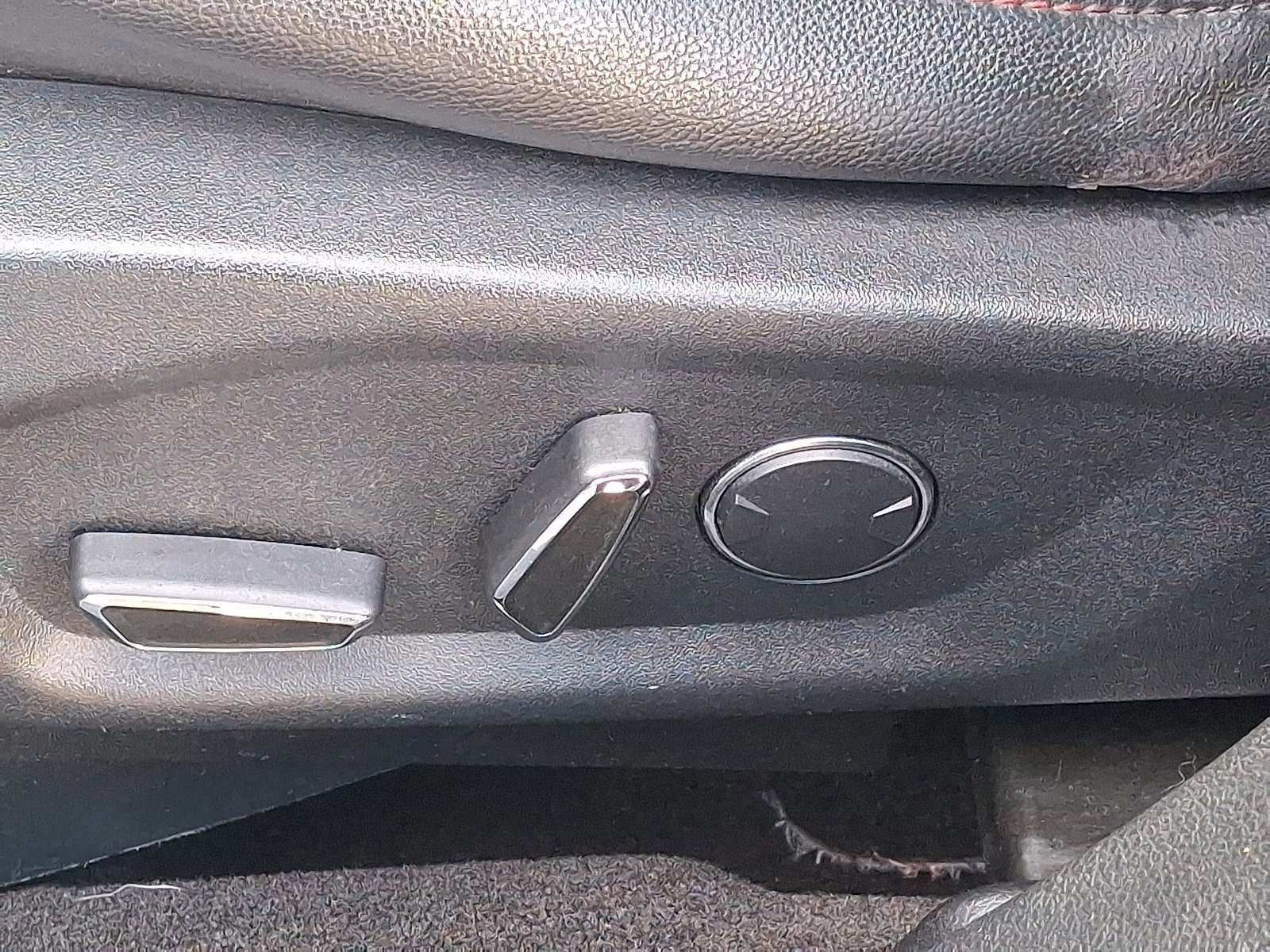 Certified 2018 Ford Explorer Sport image 26