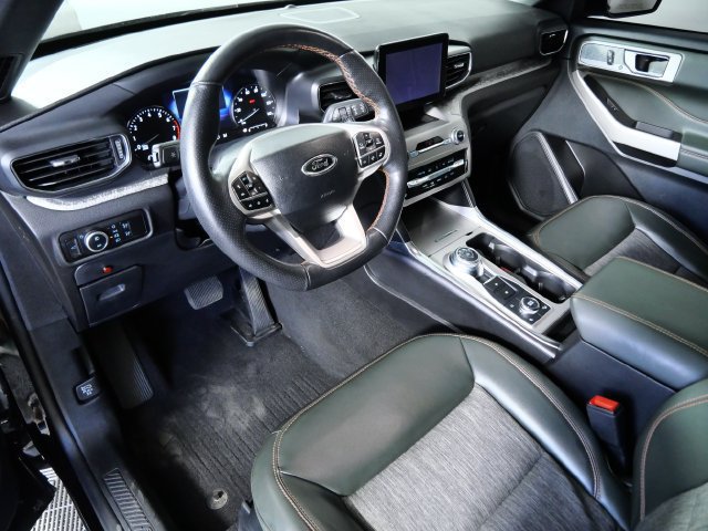 Certified 2024 Ford Explorer Timberline w/ Timberline Technology Package AWD/4WD image 3
