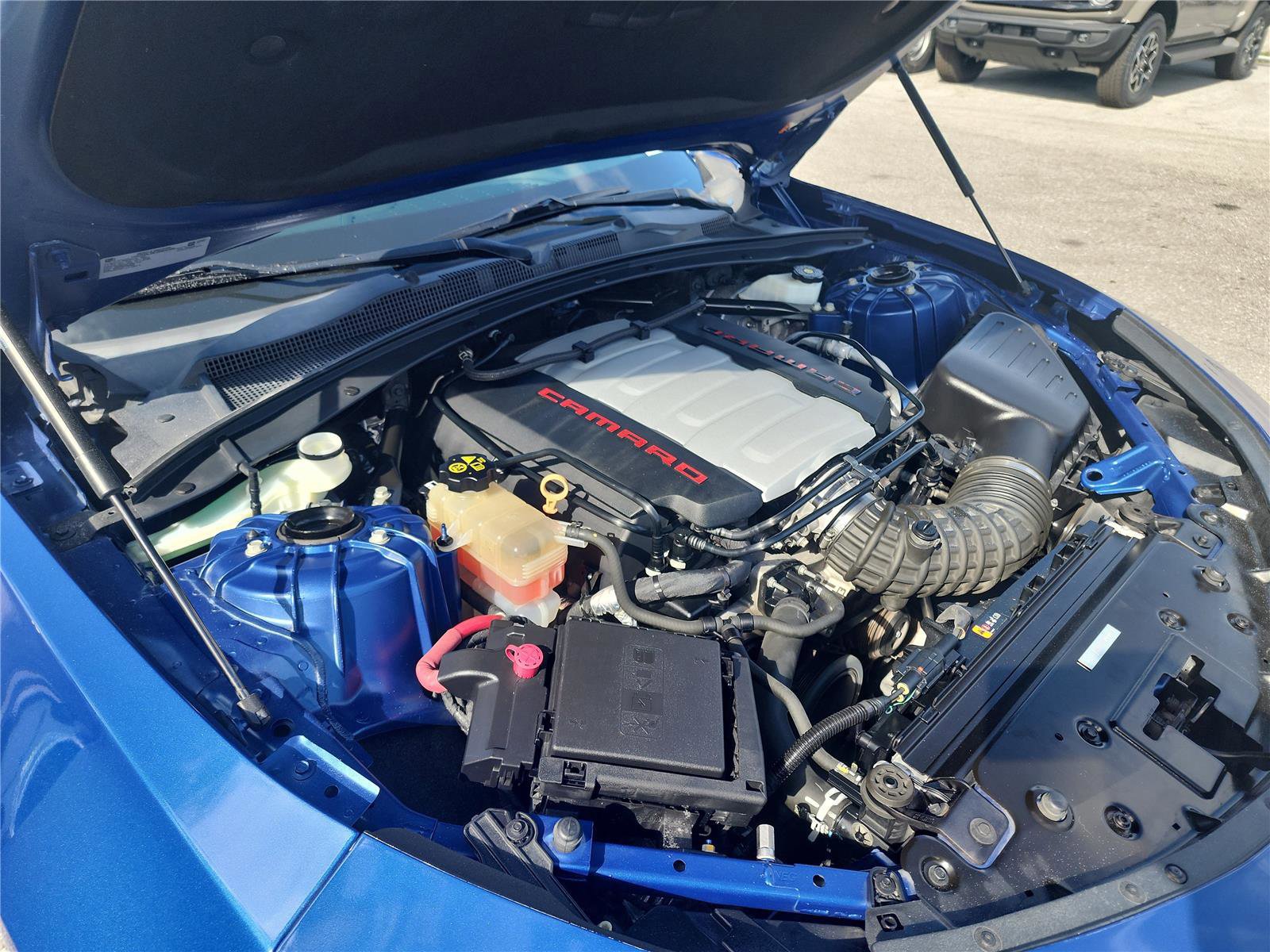 Used 2021 Chevrolet Camaro LT image 12