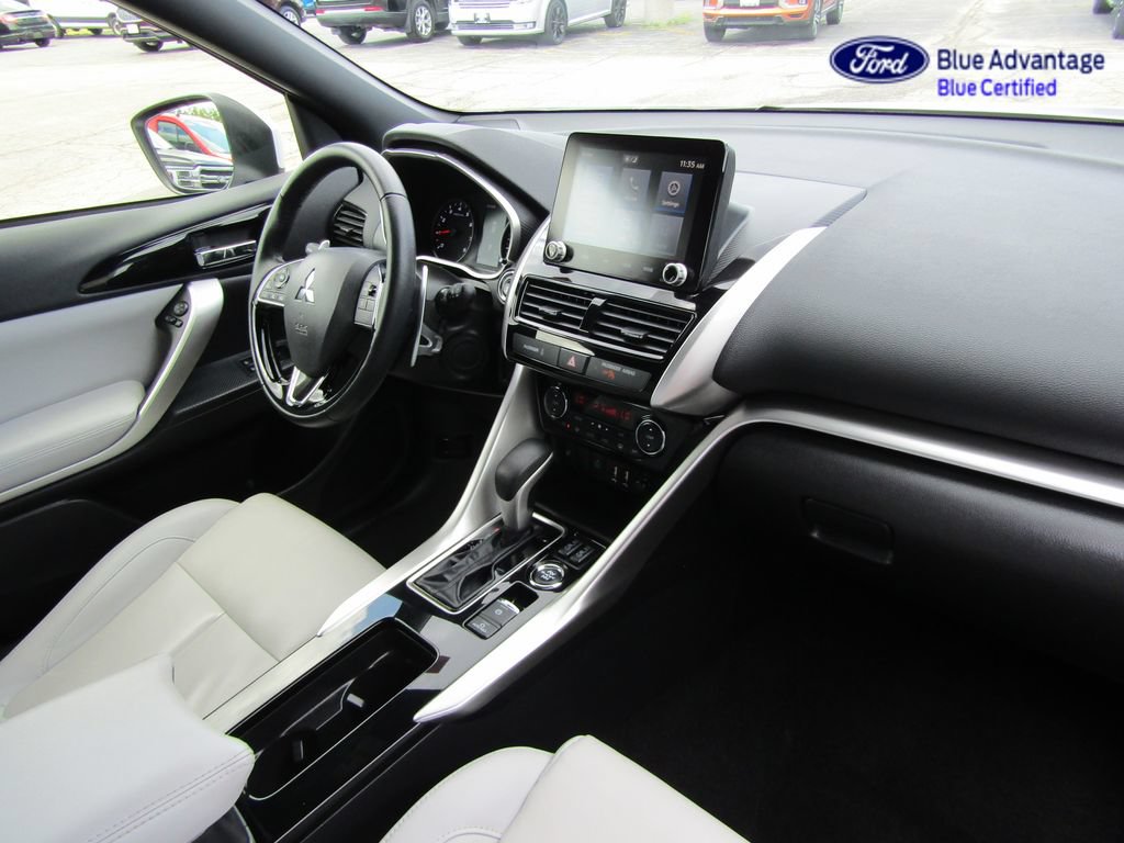 Used 2023 Mitsubishi Eclipse Cross SEL AWD/4WD image 22