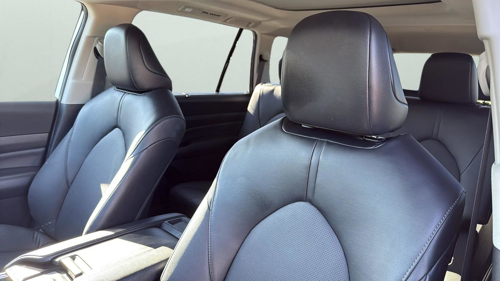 Used 2024 Toyota Grand Highlander XLE image 10