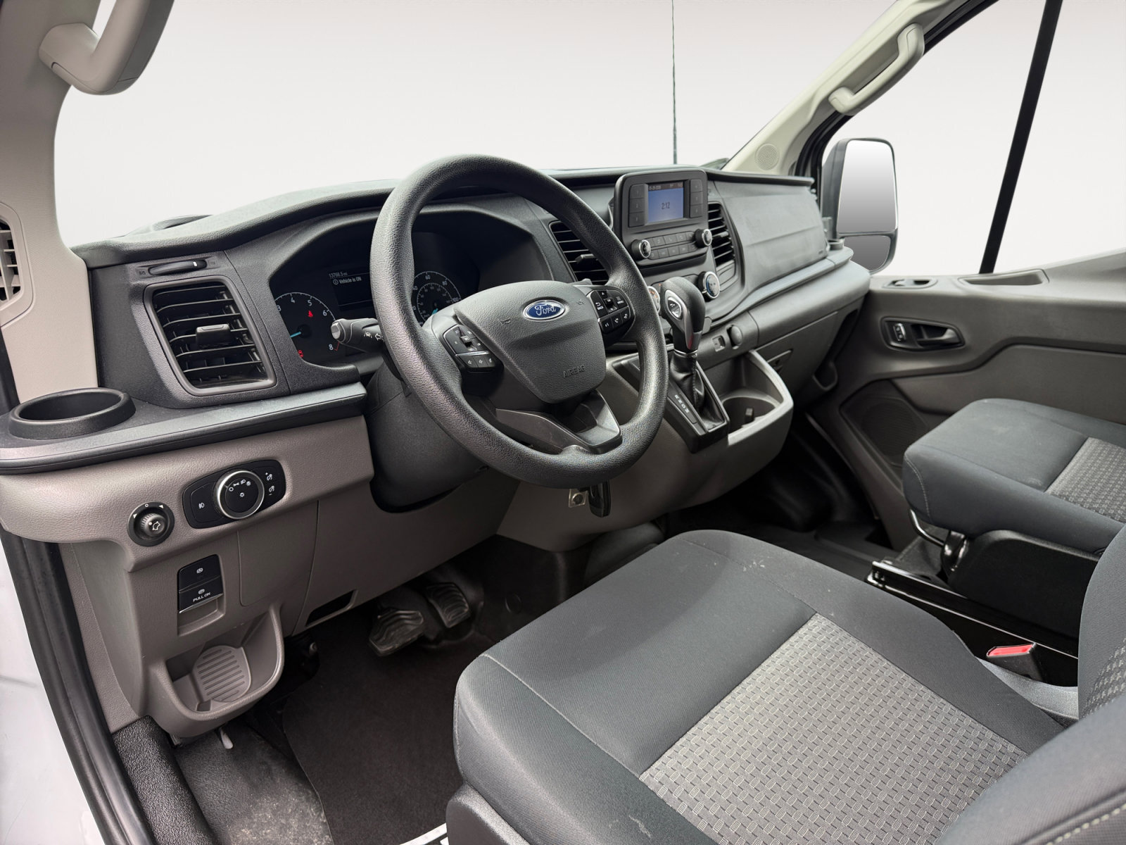 Certified 2025 Ford Transit 250 Low Roof w/ Exterior Upgrade Package RWD image 15