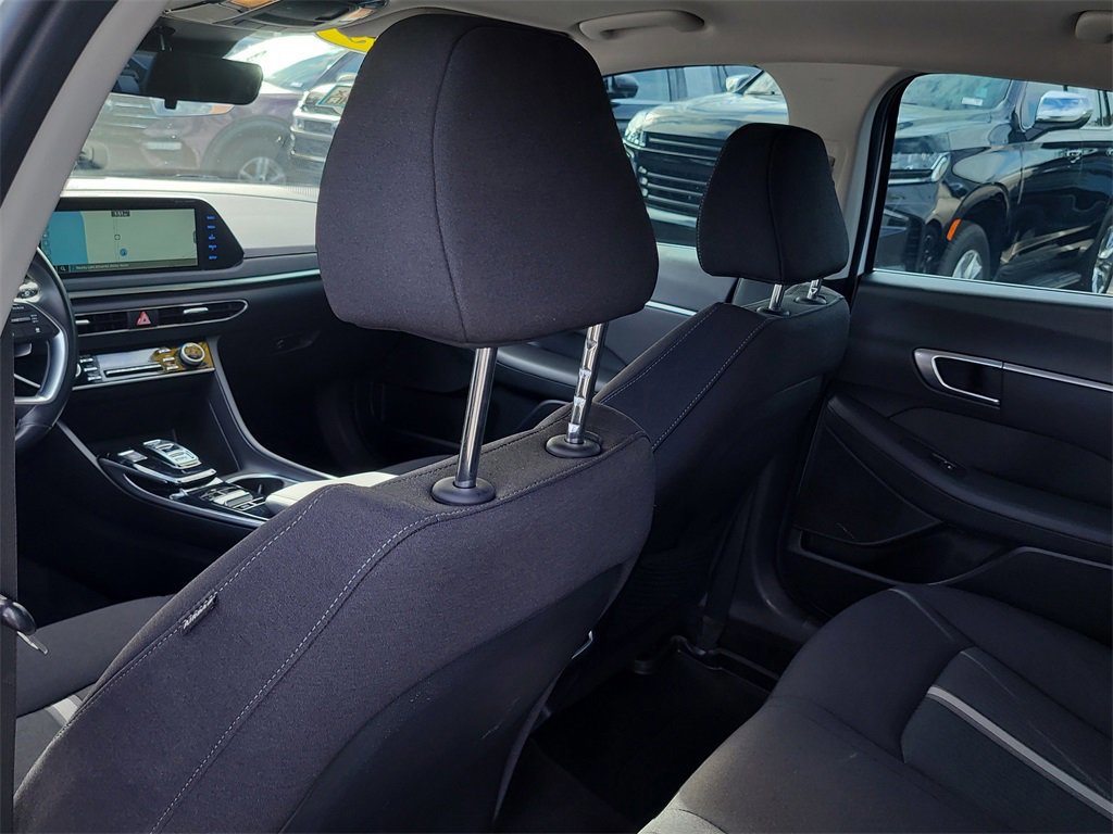 Used 2023 Hyundai Sonata SEL w/ Cargo Package image 9