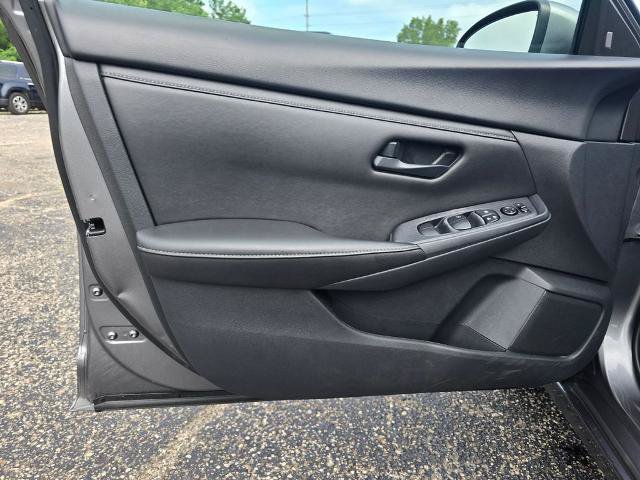 Used 2024 Nissan Sentra S FWD image 9