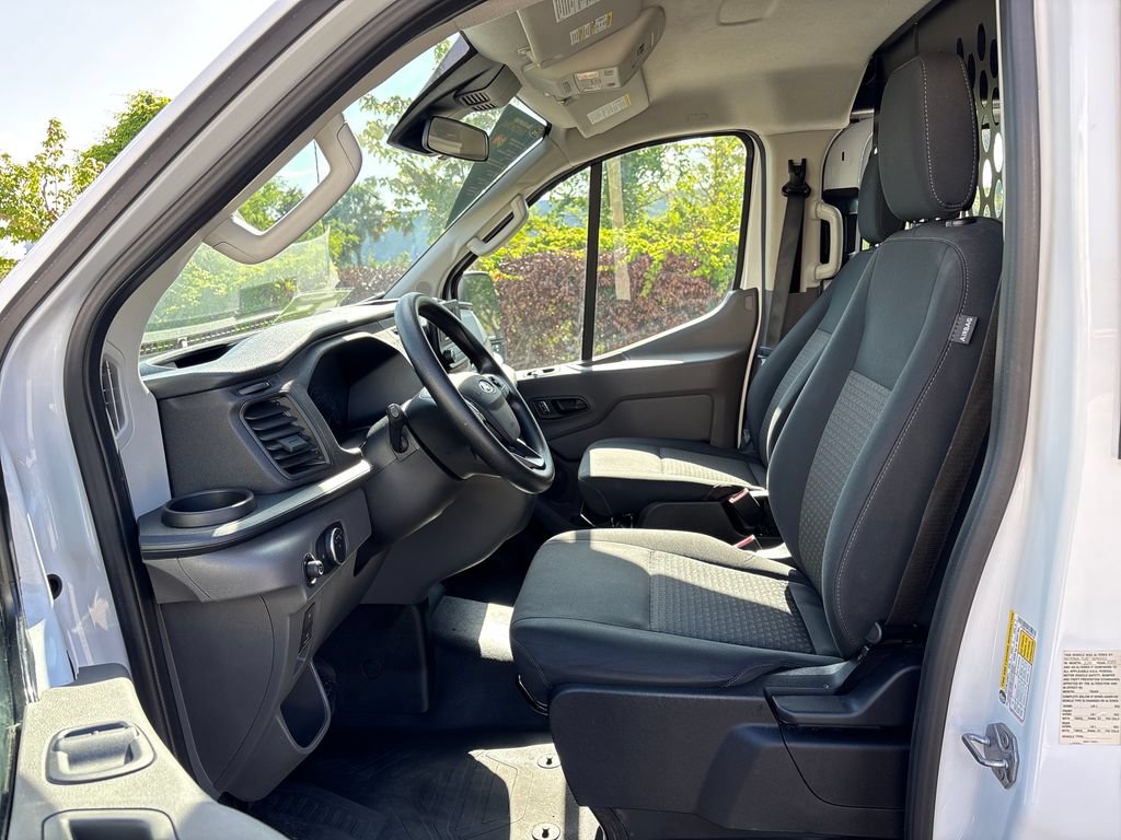 Certified 2025 Ford Transit 250 Low Roof w/ Exterior Upgrade Package RWD image 29
