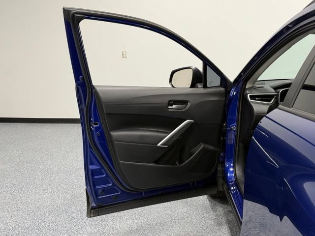Used 2023 Toyota Corolla Cross XLE w/ Convenience Package AWD/4WD image 13