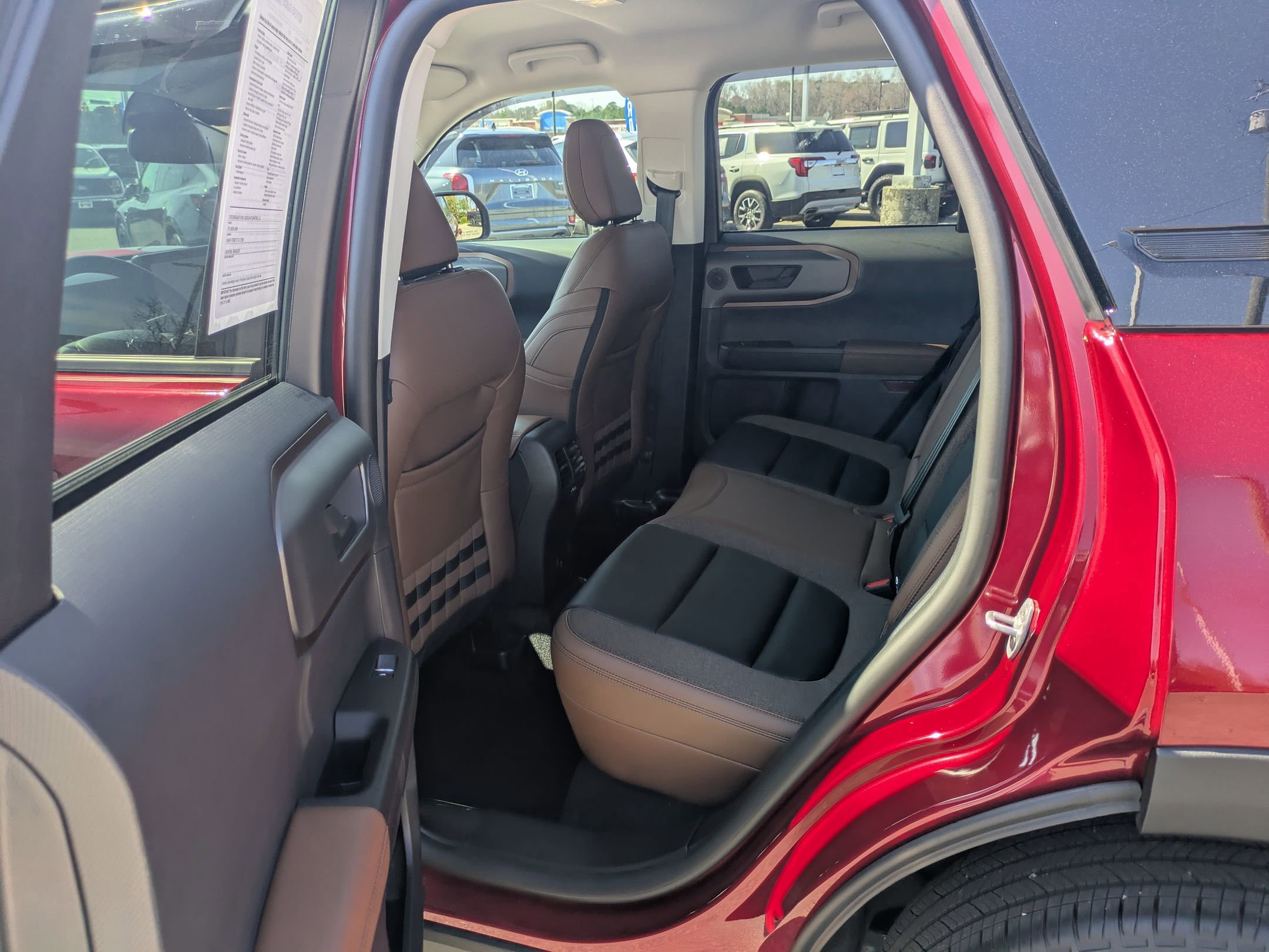 Certified 2025 Ford Bronco Sport Outer Banks w/ Outer Banks Tech Package+ image 28