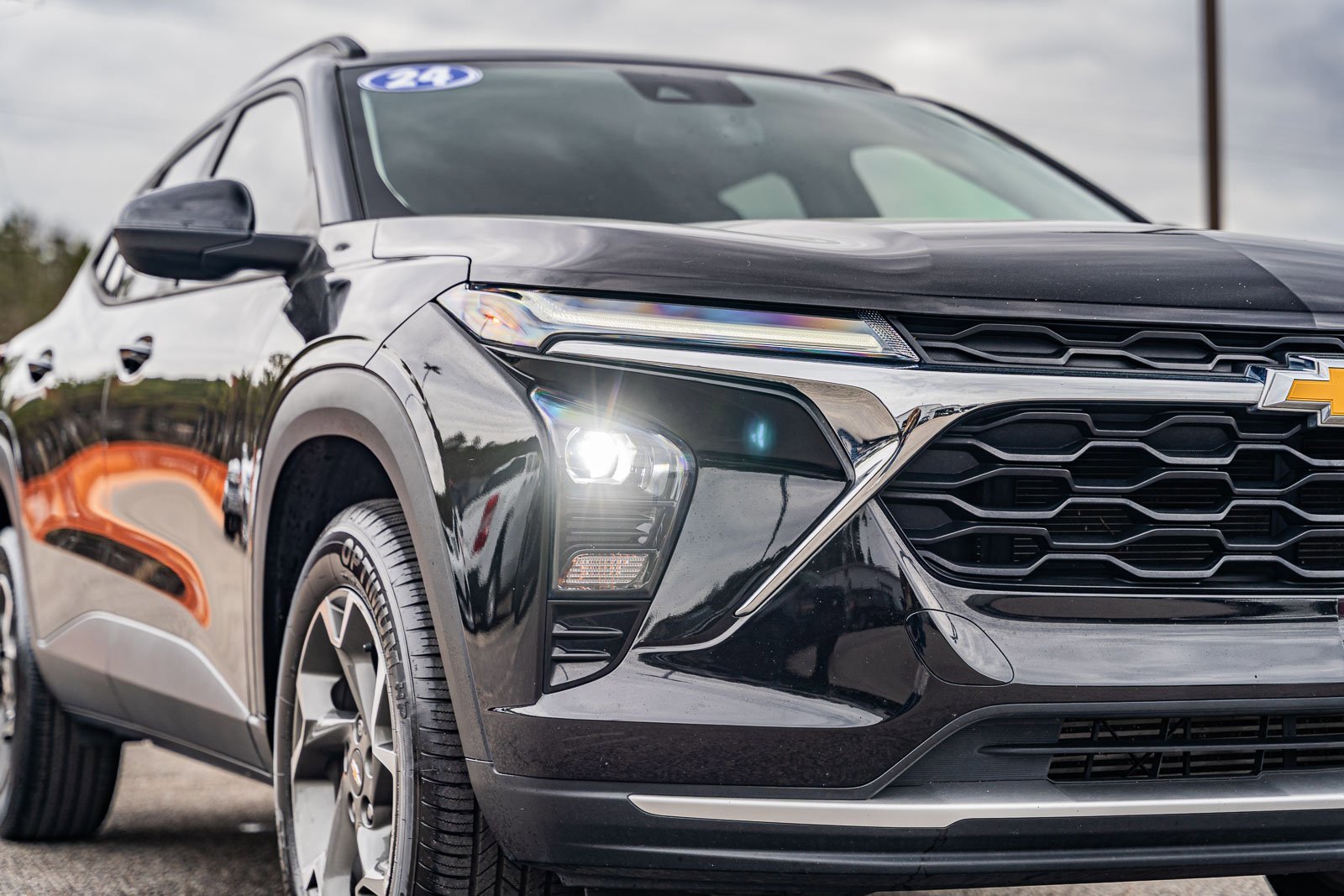 Used 2024 Chevrolet Trax LT image 8