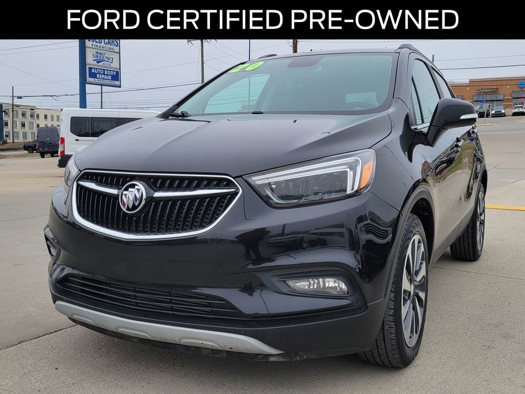 Used 2020 Buick Encore Essence image 2