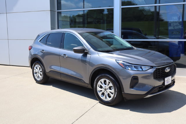 Certified 2024 Ford Escape Active AWD/4WD image 7