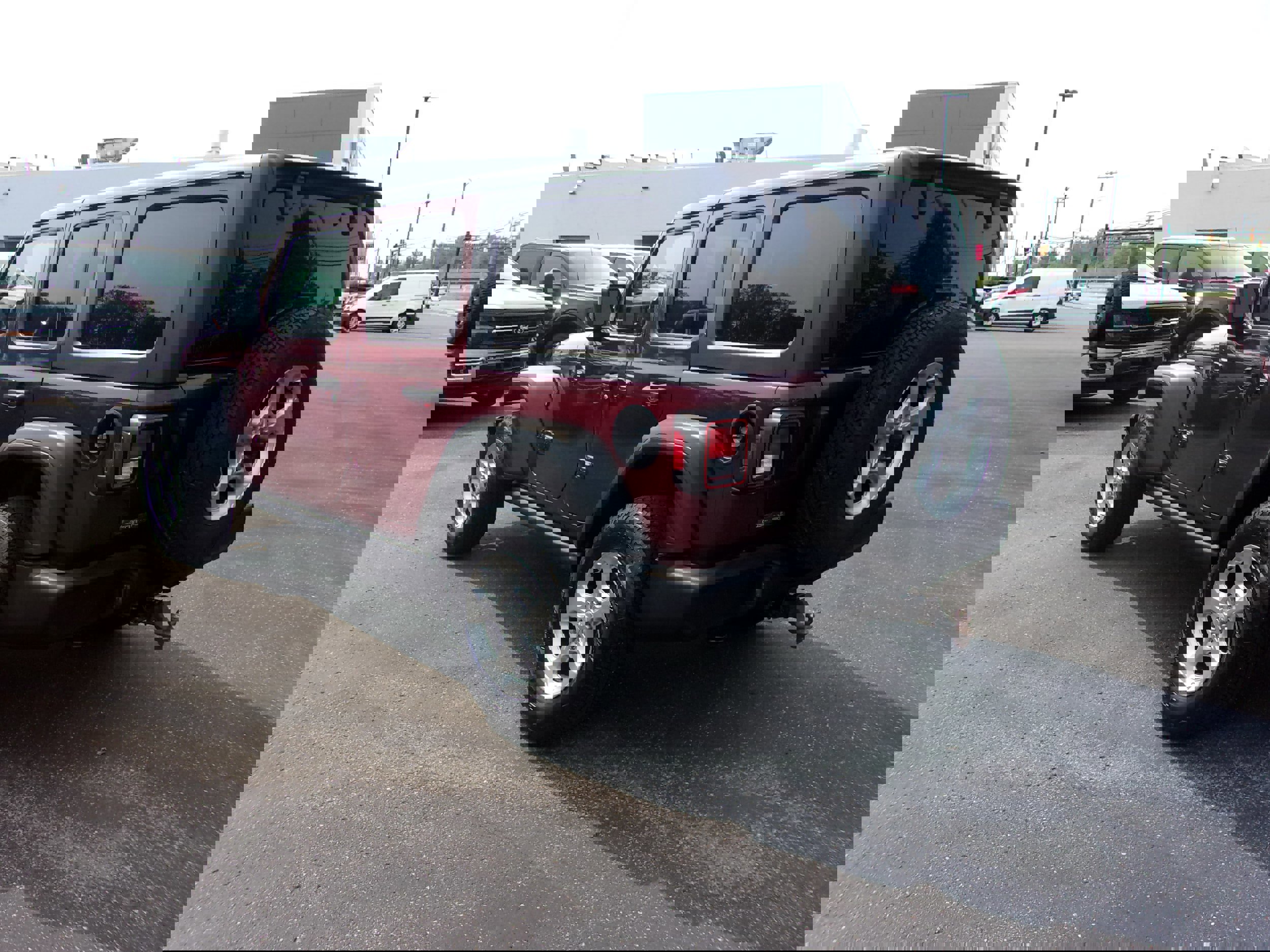 Used 2021 Jeep Wrangler Sport image 3