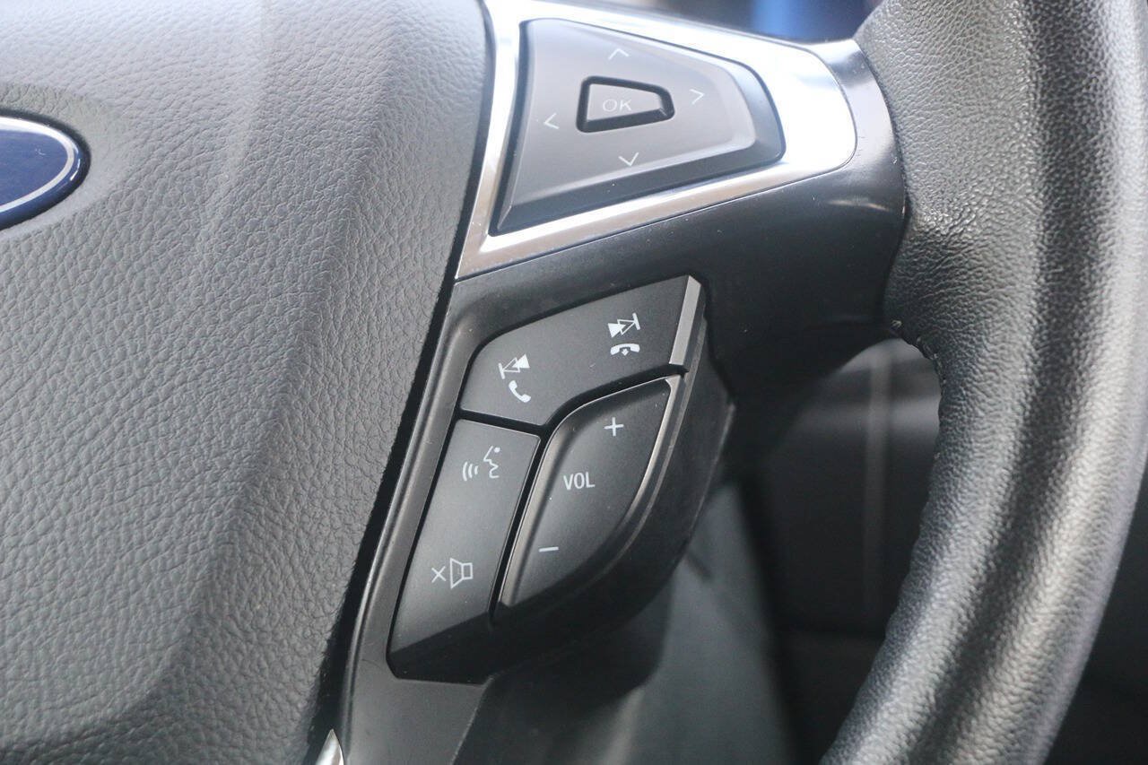 Certified 2024 Ford Edge Titanium AWD/4WD image 20