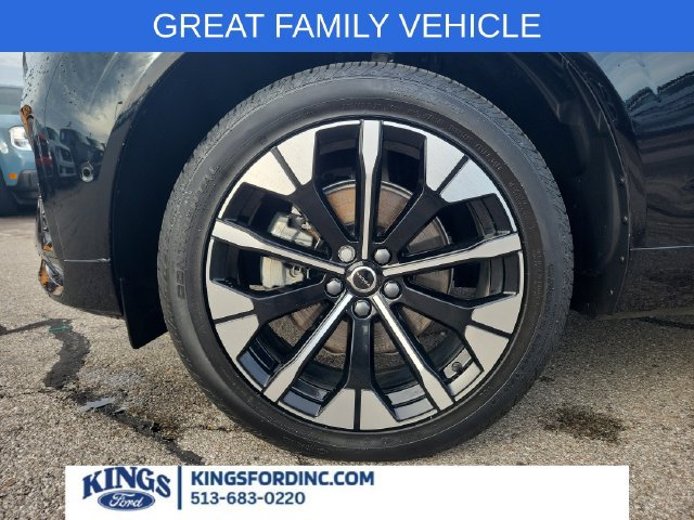 Used 2026 Volvo XC60 B5 Plus w/ Protection Package Premier AWD/4WD image 9